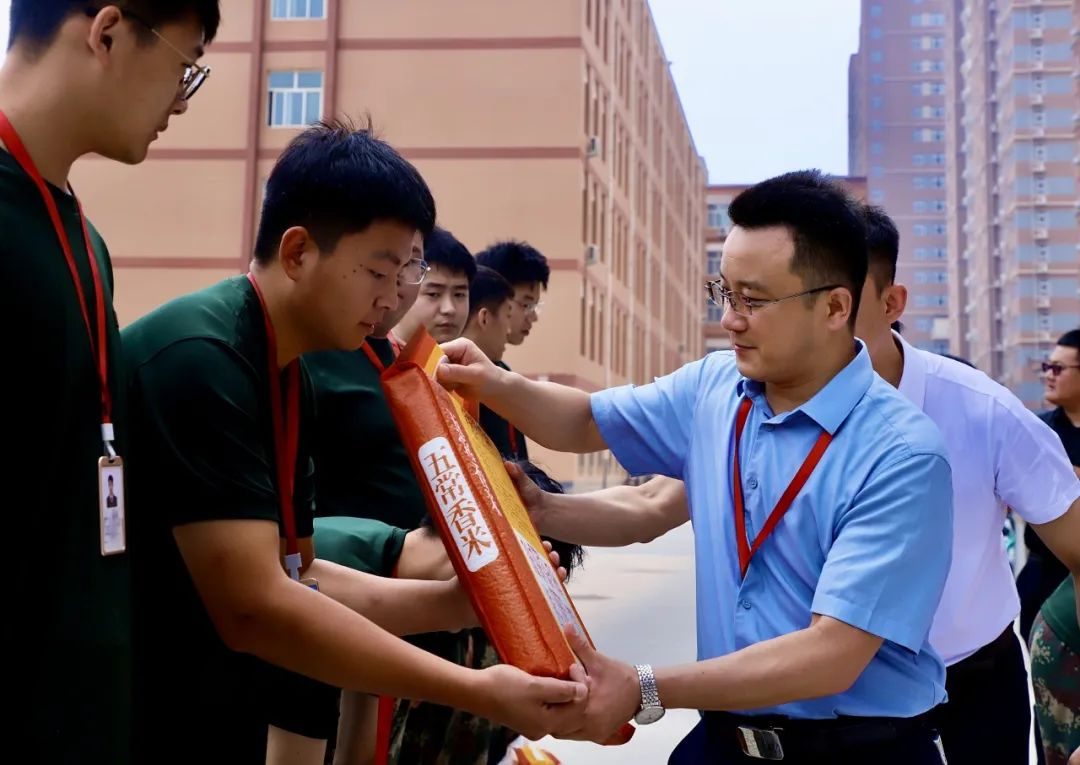 家校共协同,携手促成长/Beat365中文官方网站暑期大家访系列（一）