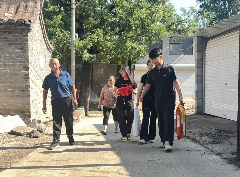 家校共协同,携手促成长/Beat365中文官方网站暑期大家访系列（一）