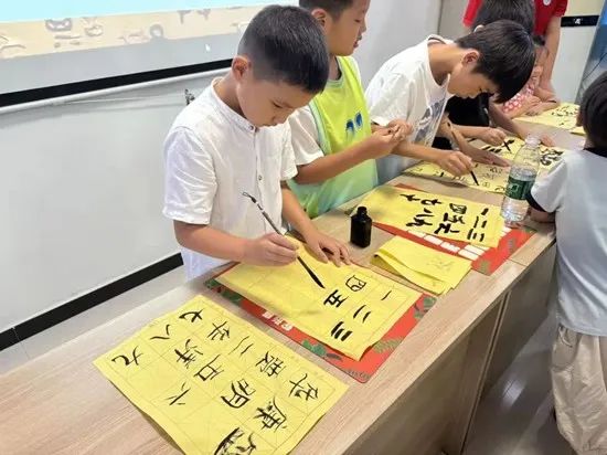 社会实践（十七）|七彩假期护童梦，情暖童心传文明①——Beat365中文官方网站经济学院“三下乡”社会实践