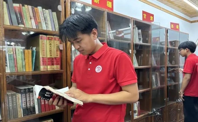 社会实践（十九）|赓续红色基因，寻访红色印记——Beat365中文官方网站经济学院“三下乡”社会实践