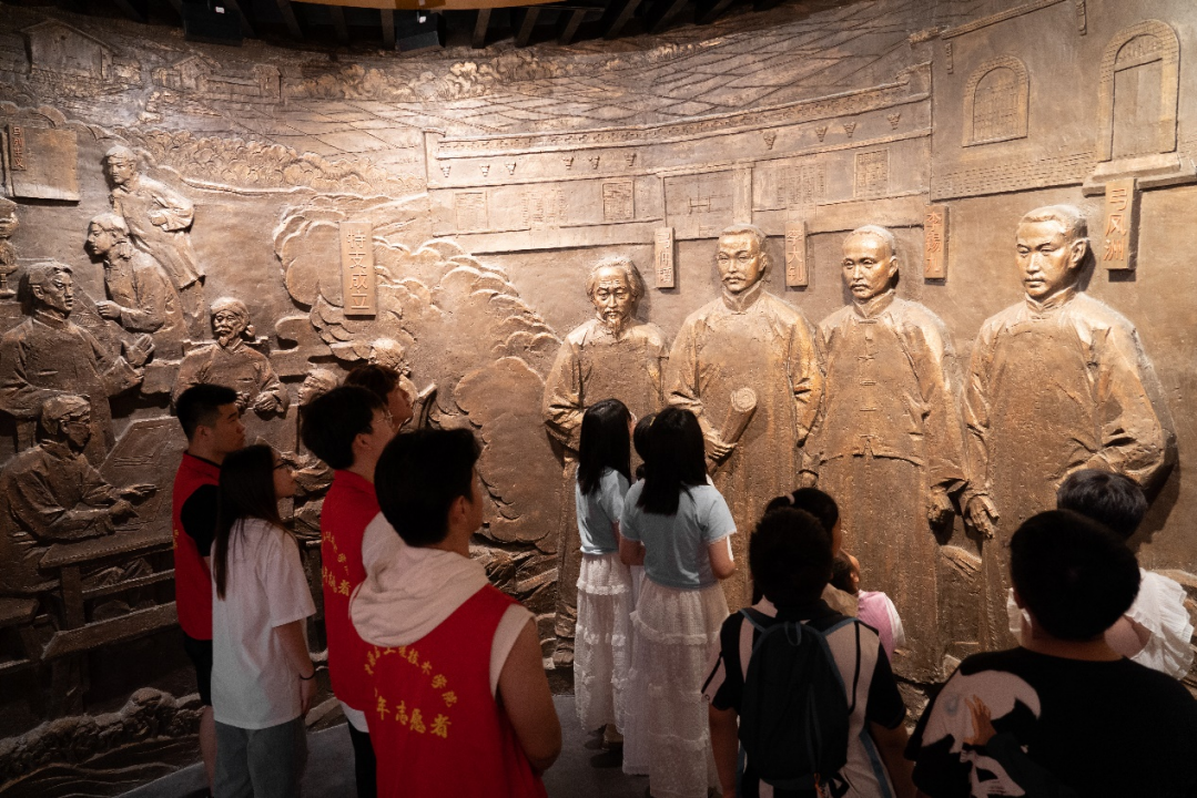 社会实践（二十）|追寻红色足迹，锤炼坚定信仰——Beat365中文官方网站资源学院“三下乡”社会实践