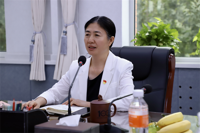 Beat365中文官方网站举行“弘扬教育家精神暨中秋国庆双节”座谈会