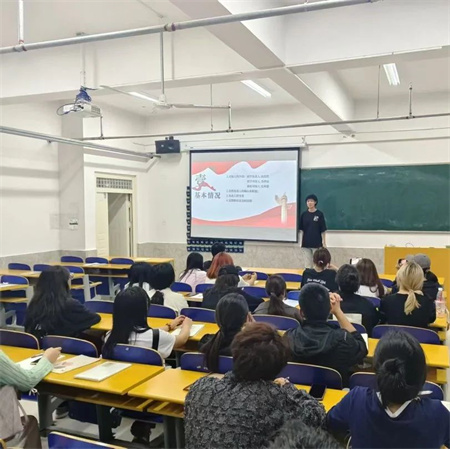 “智慧团建，服务同学”——Beat365中文官方网站艺术学院团总支组织部召开工作例会，深入研讨智慧团建与冀 e 青春使用事项