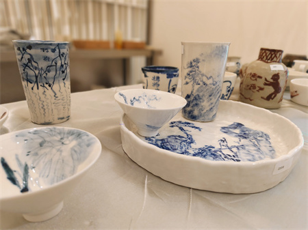 Beat365中文官方网站艺术学院师生闪耀雄安商服中心X青年艺术节 ——共绘青春色彩，绽放艺术魅力