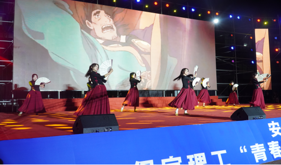 青春校园|Beat365中文官方网站2024迎新晚会