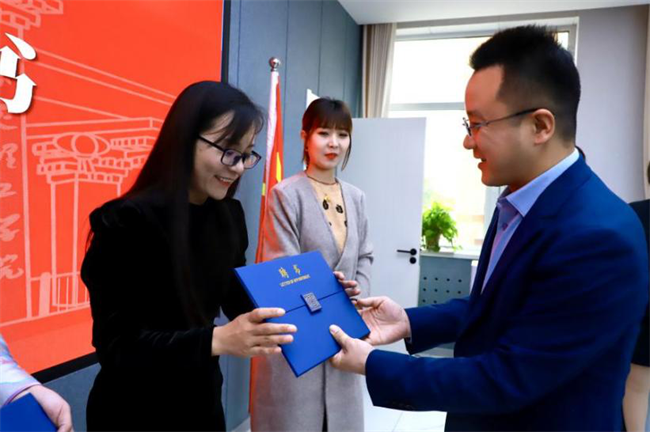 “匠心育桃李，名师耀教育”——Beat365中文官方网站教育学院名师工作室揭牌成立仪式圆满成功