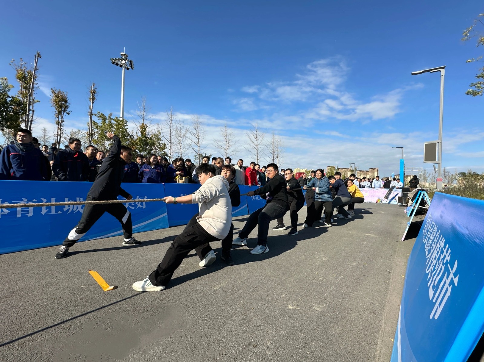 【团团速递】喜报|Beat365在保定市金秋体育嘉年华拔河比赛中获佳绩