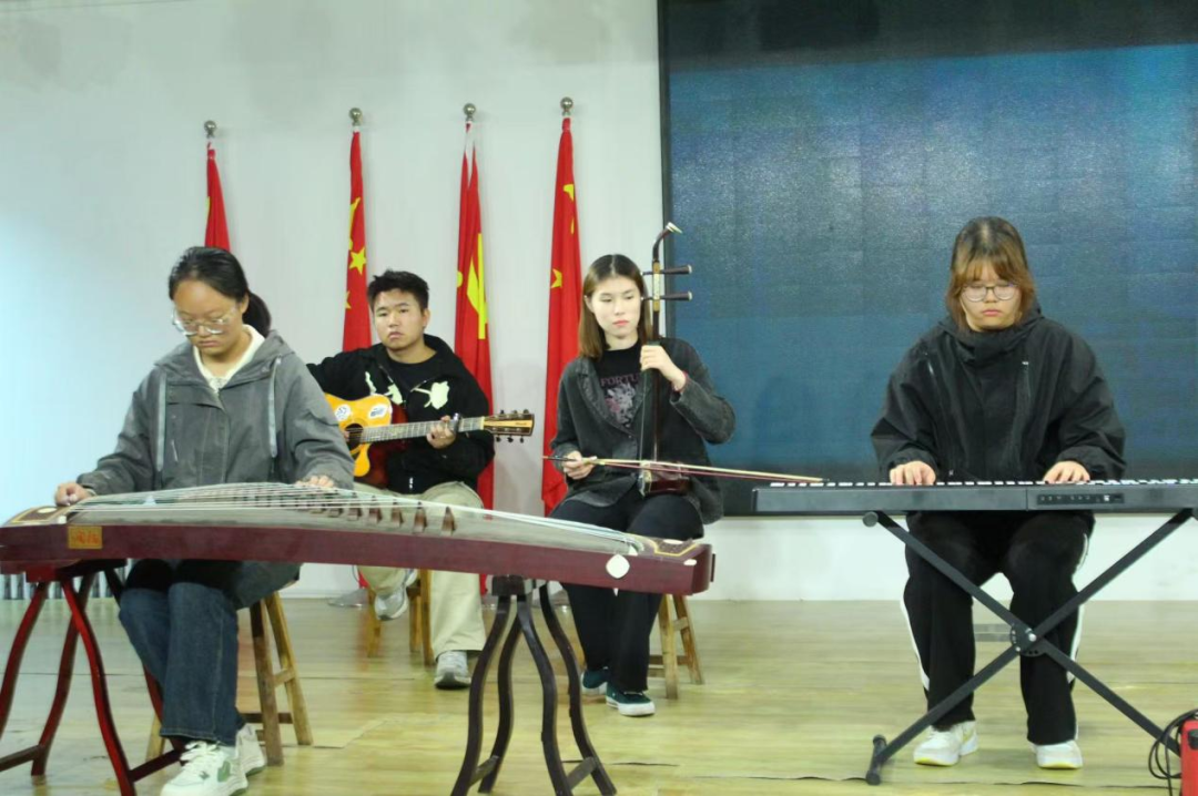 “青春耀华章,才艺绽光芒”才艺大比拼活动