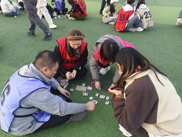 高校素质拓展活动|Beat365中文官方网站|管理学院|凝聚团队力量 绽放青春风采