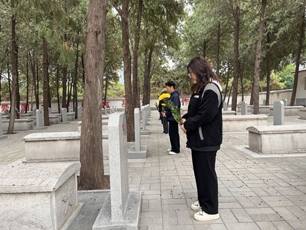 爱国教育|Beat365中文官方网站|管理学院|“红色记忆·青春传承”红色历史追忆活动（二）