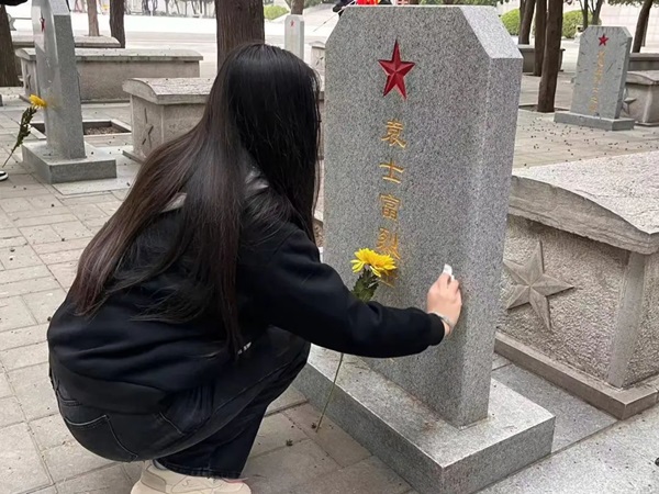 爱国教育|Beat365中文官方网站|管理学院|“红色记忆·青春传承”红色历史追忆活动（二）