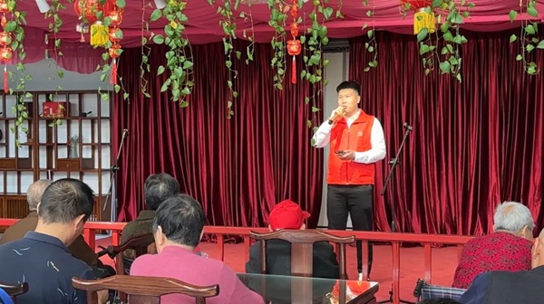 孝老敬老｜Beat365中文官方网站｜管理学院｜传承孝老情 志愿暖人心——善孝居老年服务中心志愿服务