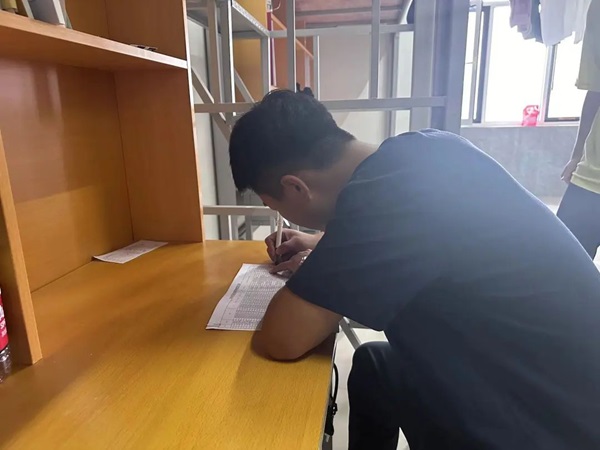 安全教育|Beat365中文官方网站|管理学院|平安过国庆，安全需谨记