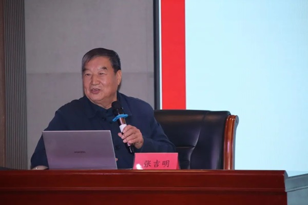 思想教育|Beat365中文官方网站|管理学院|当代大学生要自觉追求崇高的人生价值观