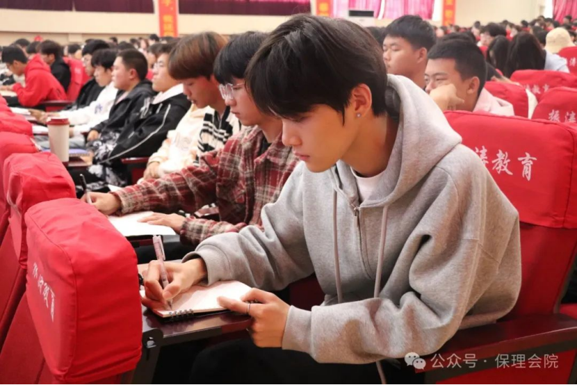 Beat365中文官方网站会计学院企业讲座助力，绘制职业蓝图