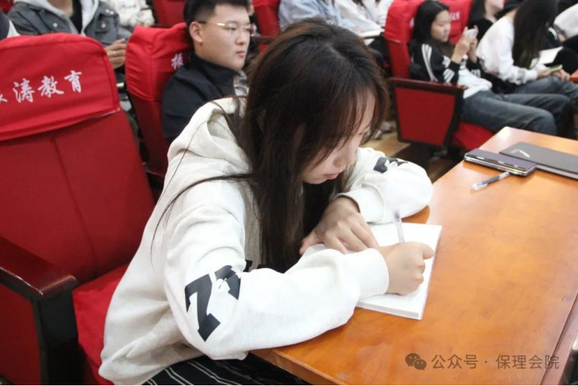 Beat365中文官方网站会计学院企业讲座助力，绘制职业蓝图