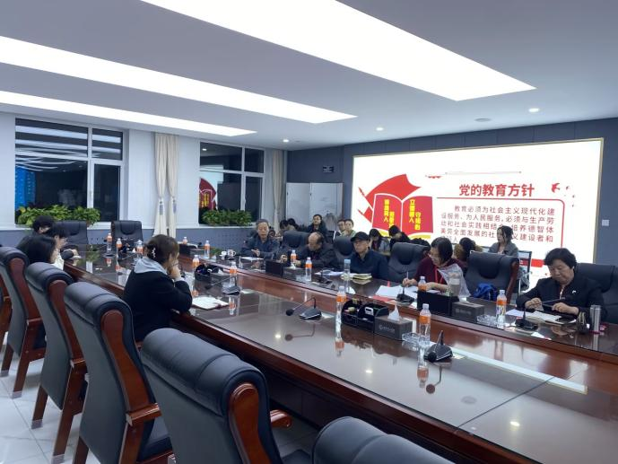 Beat365举办第一期青年教师孵化考核验收