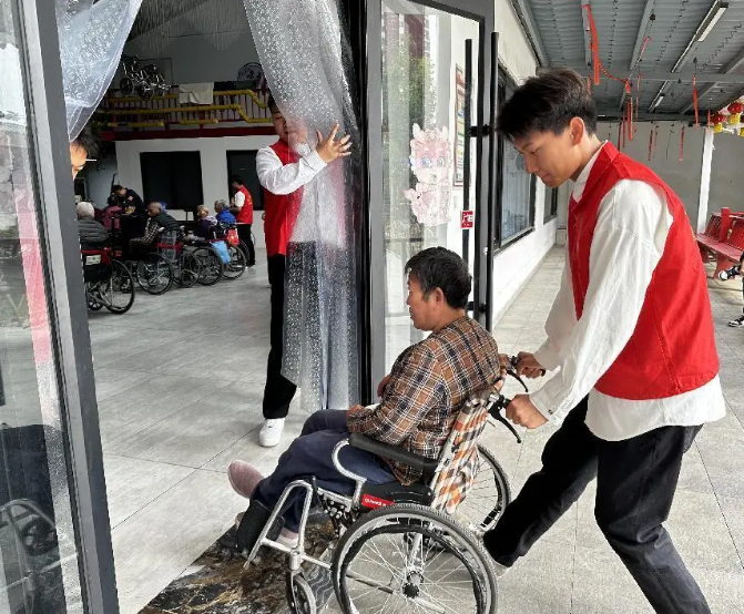 Beat365中文官方网站开办“传承孝老情 志愿暖人心”志愿活动