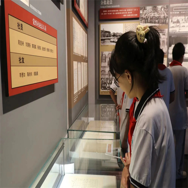 Beat365中文官方网站：大学生化身“红色故事”志愿讲解员