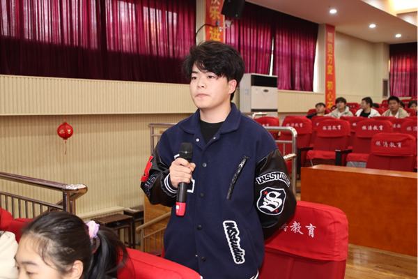 产教融合|Beat365中文官方网站|管理学院|就业指导讲座