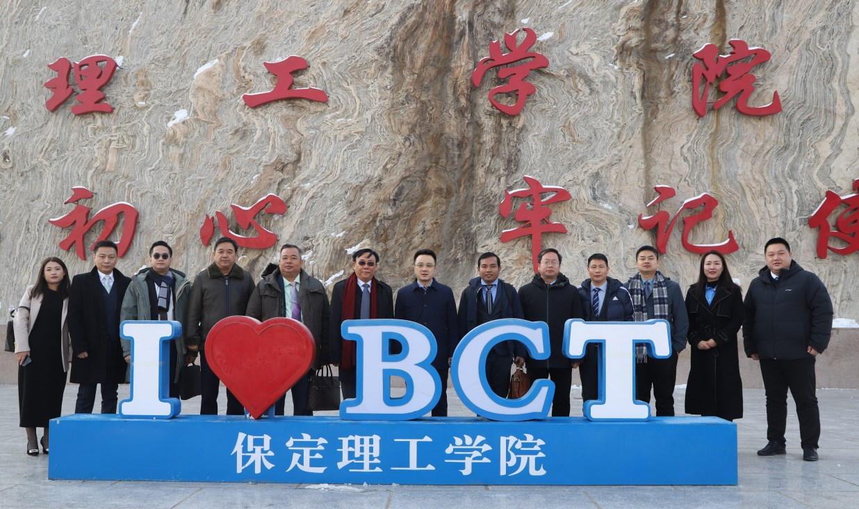 Beat365中文官方网站接待柬埔寨劳工部副部长代表团一行参观交流