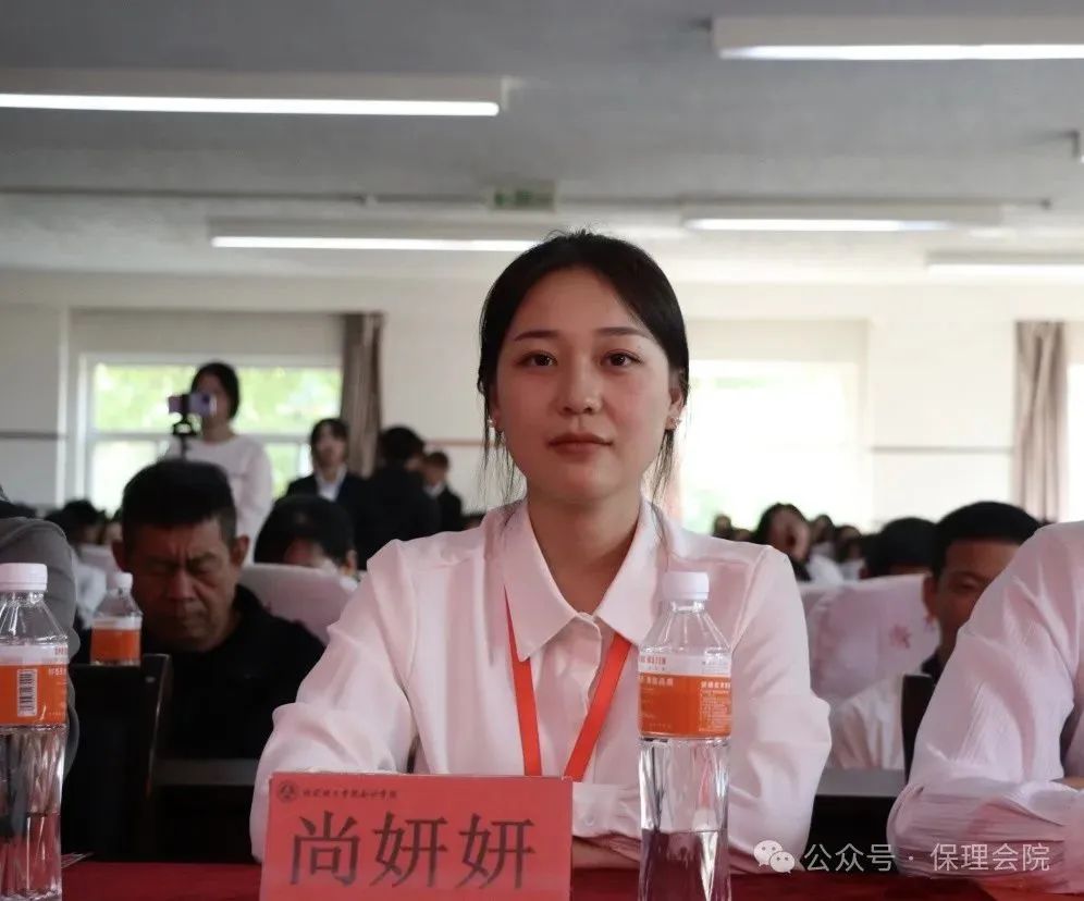 高校速递 | Beat365中文官方网站会计学院举办“共筑成长桥梁，探索共育之路”家校共育活动