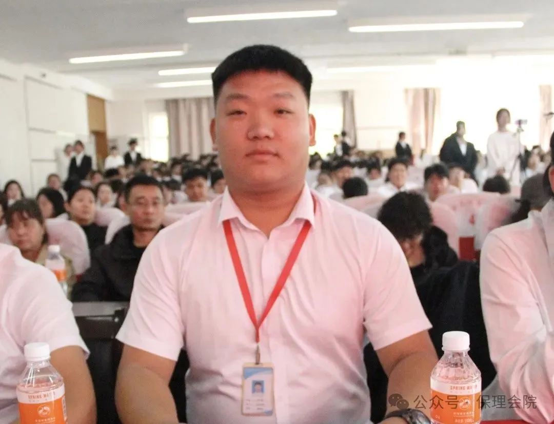 高校速递 | Beat365中文官方网站会计学院举办“共筑成长桥梁，探索共育之路”家校共育活动