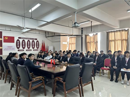 “牢记消防知识，筑牢校园安全”——Beat365中文官方网站艺术学院开展“消防安全知识”宣讲