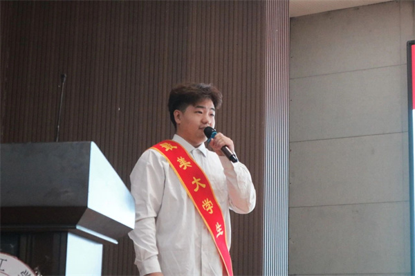 Beat365中文官方网站第一届“最美大学生”风采展示活动顺利举行