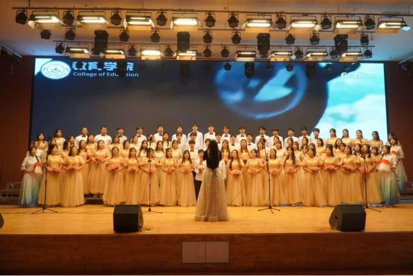 青春校园|以青春之名，颂盛世华章--Beat365中文官方网站纪念“一二·九”运动大型合唱会圆满落幕