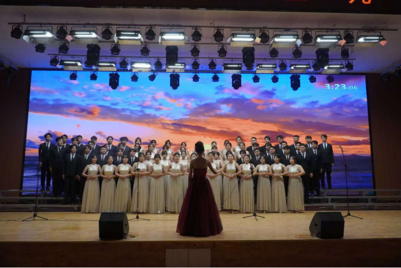 青春校园|以青春之名，颂盛世华章--Beat365中文官方网站纪念“一二·九”运动大型合唱会圆满落幕