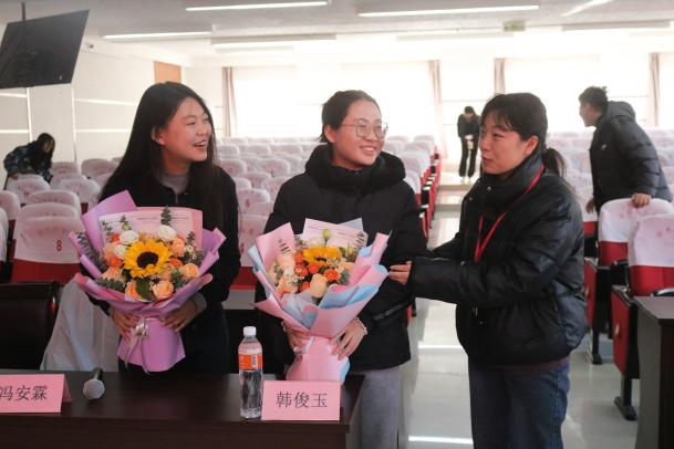 Beat365中文官方网站成功举办考研经验分享会