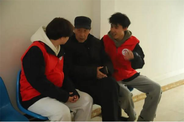 践行志愿精神 彰显青春担当——我院开展南祥园养老院慰问老人活动