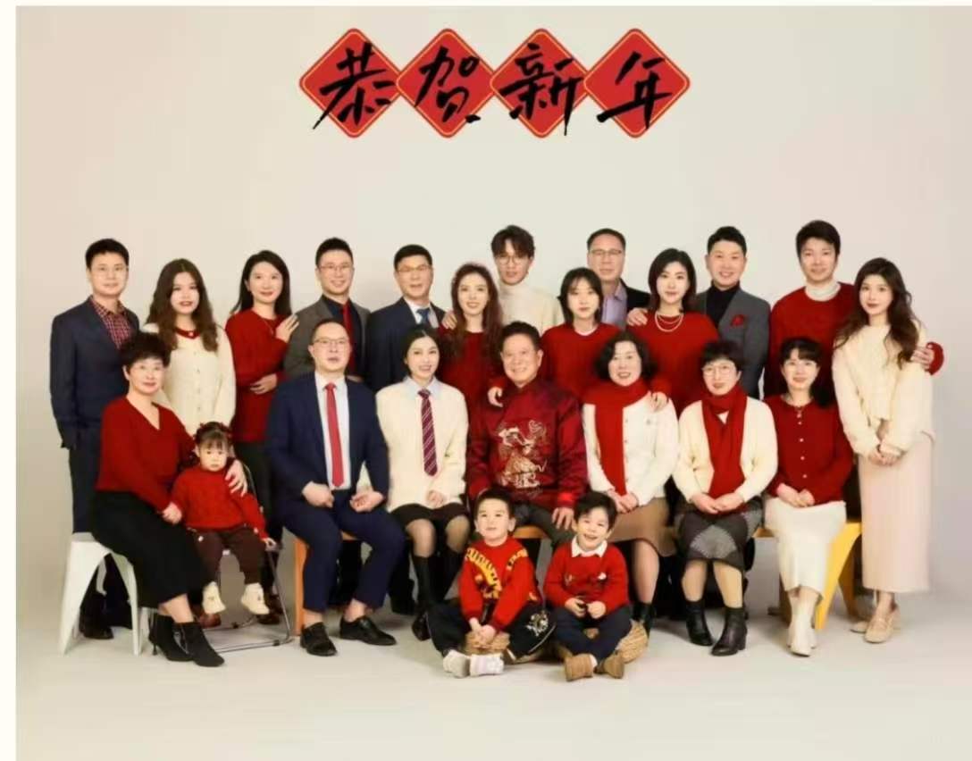 保理特色寒假作业(第一期)| 全家福大片,温暖来袭~