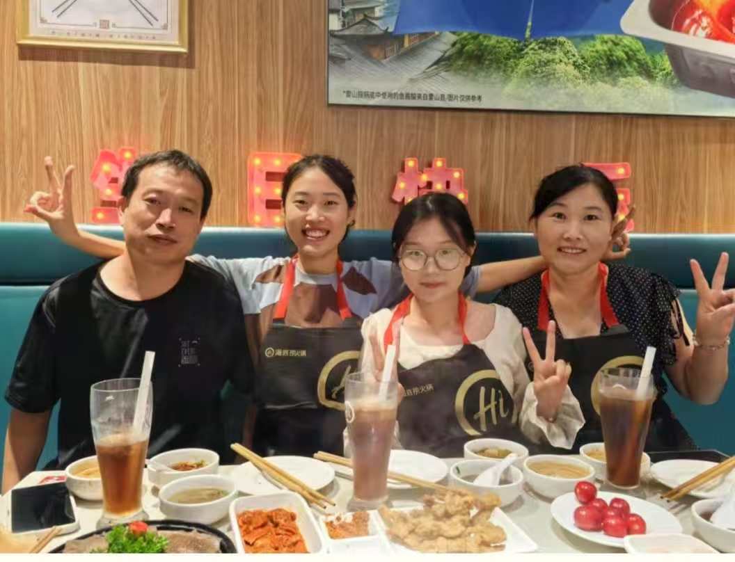 保理特色寒假作业(第一期)| 全家福大片,温暖来袭~