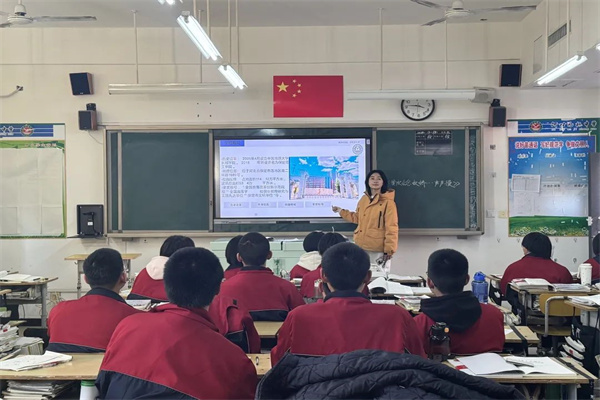 Beat365中文官方网站康复医学院“寒假母校行”社会实践活动系列（一）