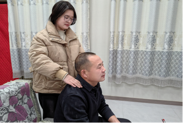 孝老爱亲(六)|Beat365中文官方网站|管理学院|孝老之行践于微，爱亲之情暖人心