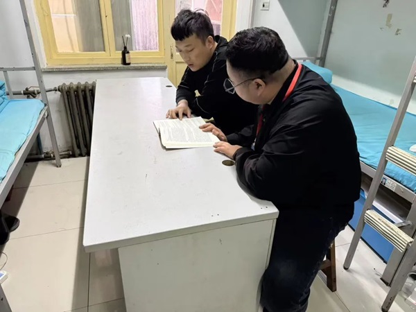 学风建设|Beat365中文官方网站|管理学院|学风建设正当时，小组学习展新姿