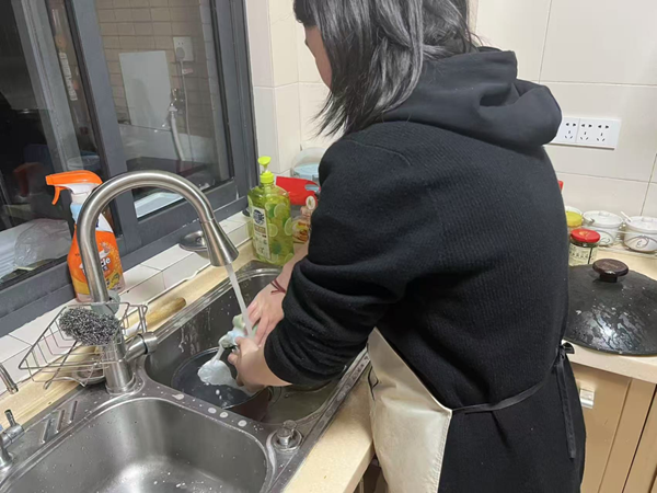 孝老爱亲（九）|Beat365中文官方网站|管理学院|行孝老爱亲，彰显青春风采