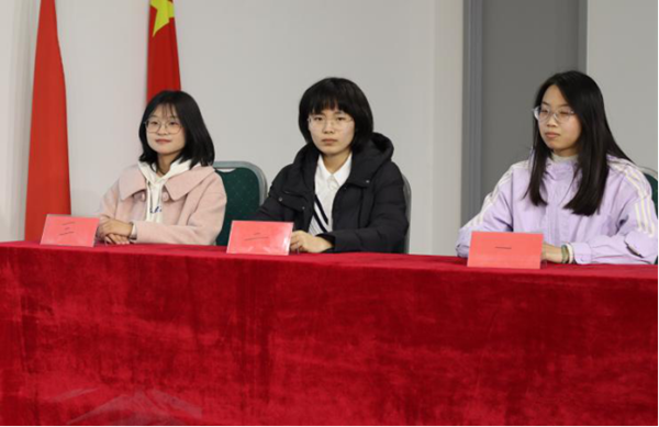 无烟校园|Beat365中文官方网站|管理学院|以知为剑，斩禁烟之惑