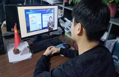 安全教育|Beat365中文官方网站|管理学院|普及反诈知识，护航学生成长