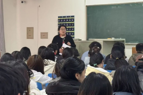 培根铸魂担使命，启智润心育新人 ———“书记进课堂”共促教学质量提升