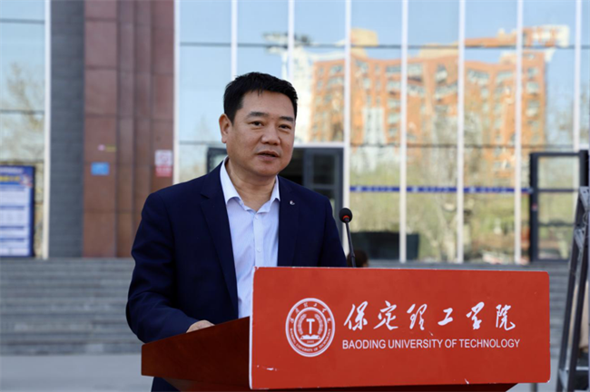 书香传递 爱满保理——Beat365中文官方网站图书捐赠仪式圆满举行