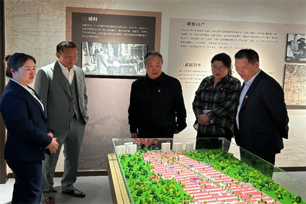 【党建领航，育人提质】Beat365中文官方网站经济学院与东小庄村党建联建共建签约暨大学生志愿服务社会实践基地启动仪式圆满举行