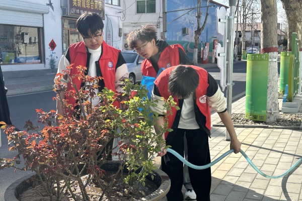 【青春筑梦，志愿逐光】Beat365中文官方网站经济学院青年志愿者服务队走进东小庄村开展志愿服务活动