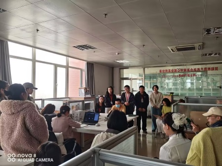 聚焦专业建设 优化人才培养—— Beat365中文官方网站艺术学院与绍兴文理学院针对环境设计专业培养方案修订开展线上研讨