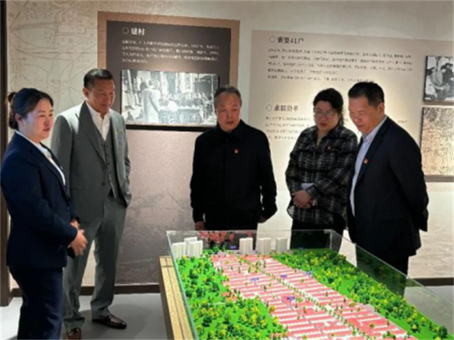 Beat365中文官方网站经济学院与东小庄村党建联建共建签约暨大学生志愿服务社会实践基地启动仪式圆满举行