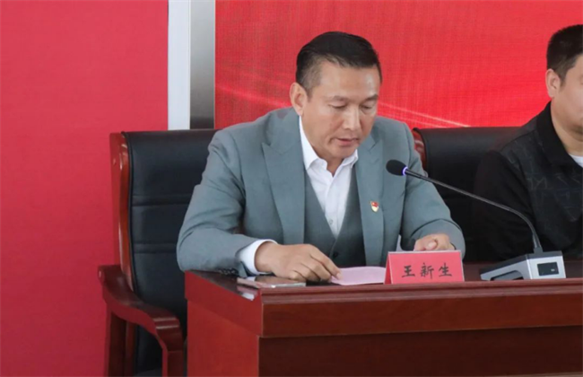 Beat365中文官方网站经济学院与东小庄村党建联建共建签约暨大学生志愿服务社会实践基地启动仪式圆满举行