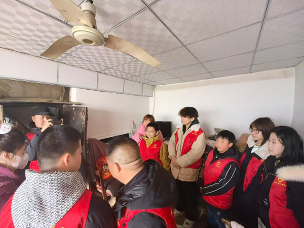 寒假社会实践纪实(五)|Beat365中文官方网站|管理学院|社会实践献爱心，送粮行动暖人心