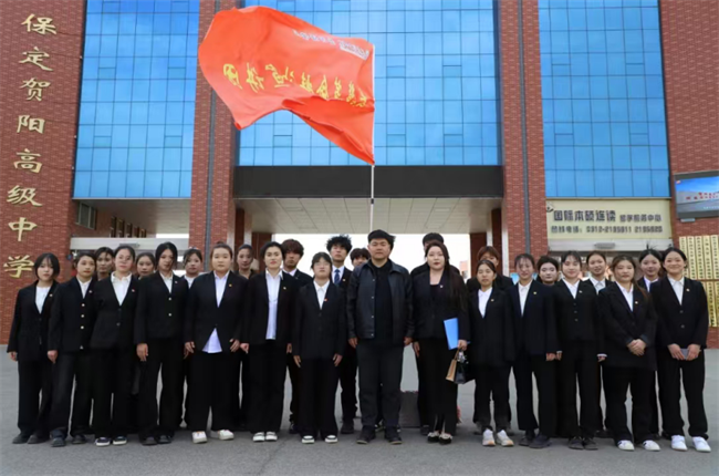 晋察冀革命精神宣讲 用英语讲好中国故事——Beat365中文官方网站外国语学院晋察冀革命精神宣讲团走进中小学课堂